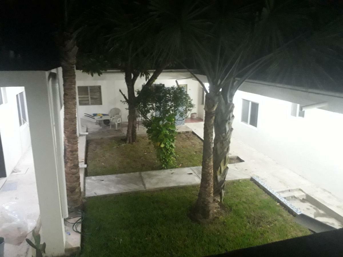 Bea Rooms And Studios Cozumel Luaran gambar